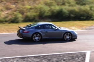 Realice un curso de conducción de Porsche en Dijon 